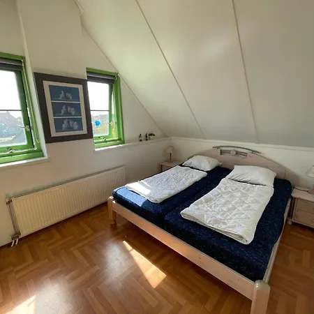 Strandparel 328 * Julianadorp